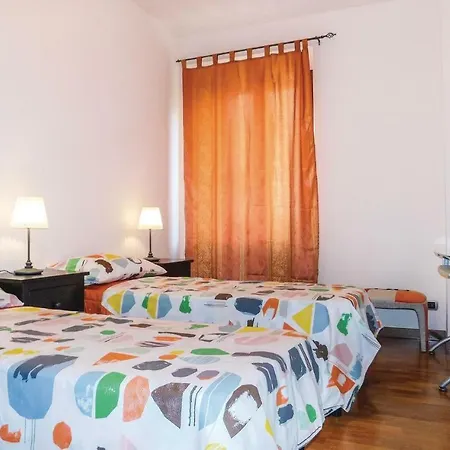 Three-bedroom Holiday In -tr- Ferienhaus Baschi